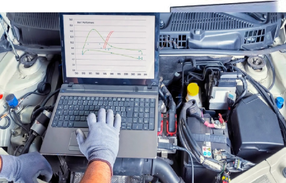 Personal calificat la lucru în stație ITP